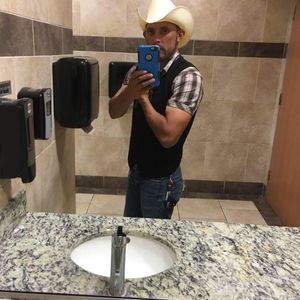 Meet your Posher, Edgar